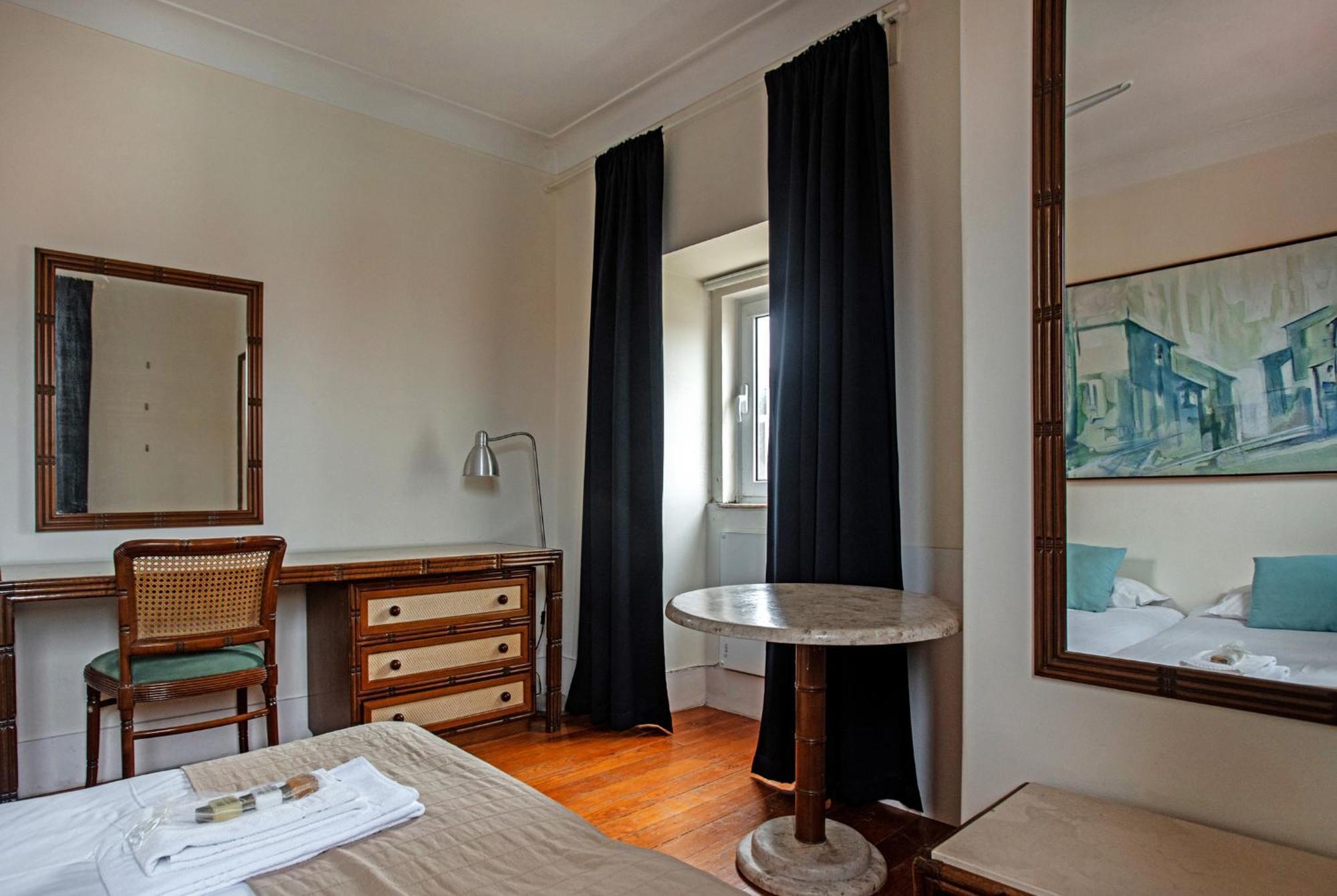 Estalagem Large Family Flat In Campo De Ourique Lisboa