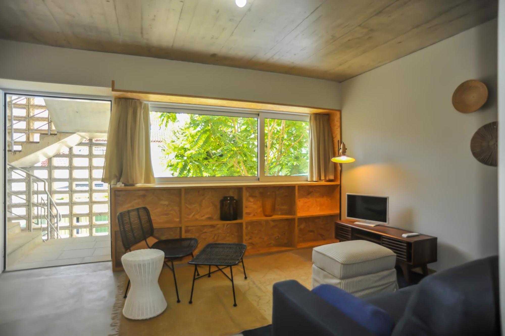 Madragoa Modern *