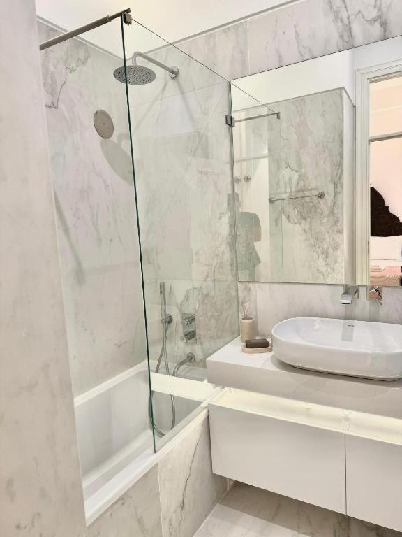 Com Banheiro Privativo Na Baixa Habitación en casa particular Lisboa