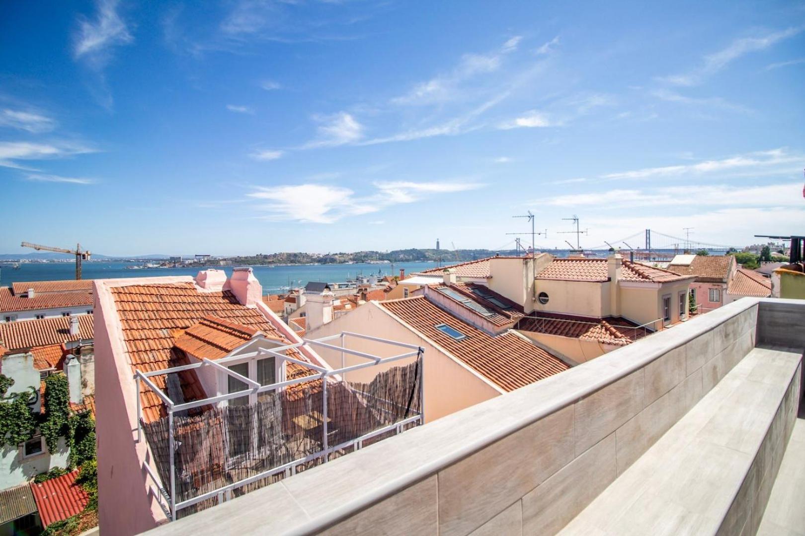 Apartamento 2br Terrace With Tagus View - Air-conditioned | By Airnest Lisboa
