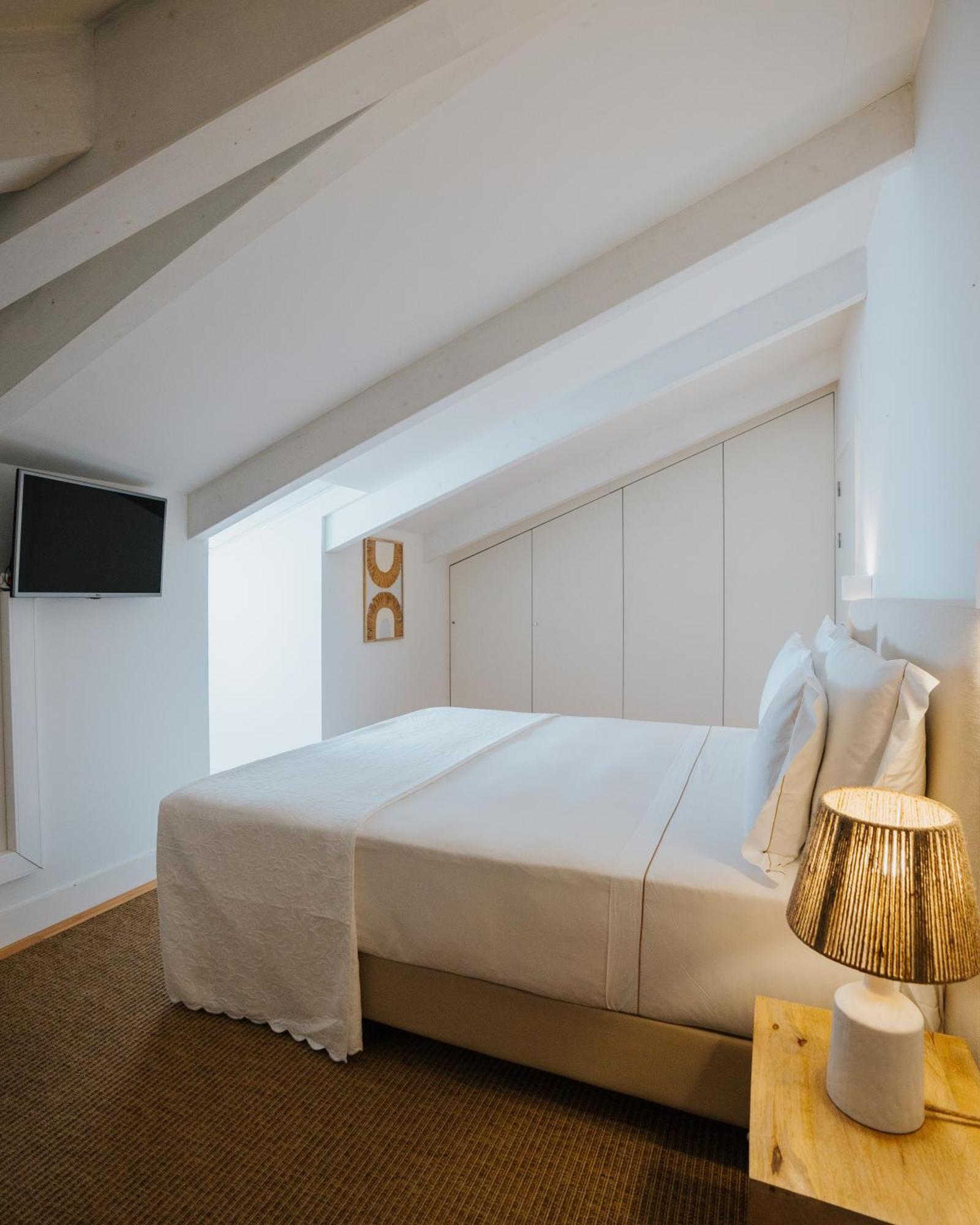 Almalusa Baixa/chiado 4*