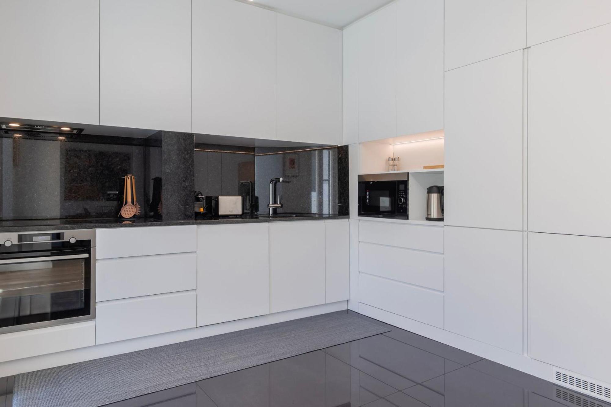 Hidden Oasis With Pool By Lovelystay Apartamento Lisboa