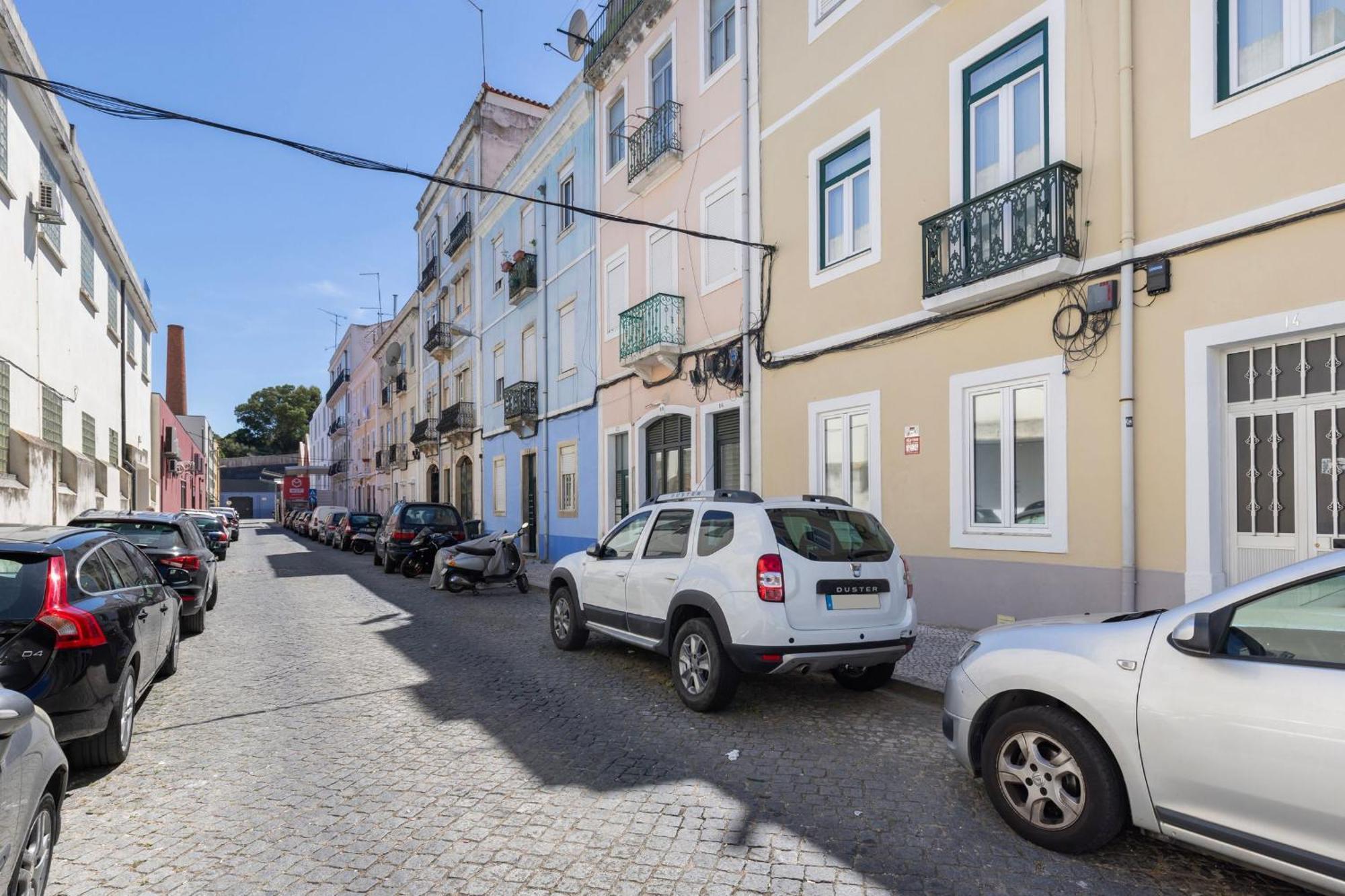 Hidden Oasis With Pool By Lovelystay Apartamento Lisboa