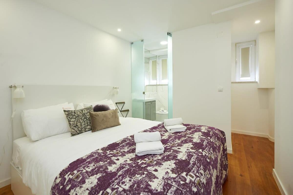 Apartment Bica *