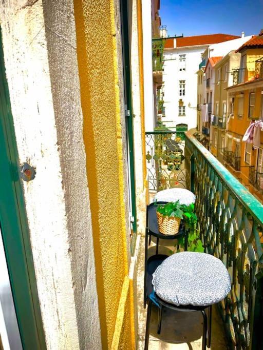 Charming Flat In Chiado-lisbon Apartamento Lisboa