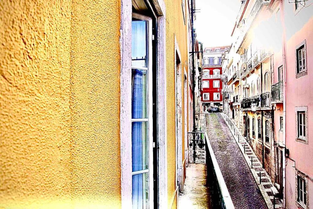 Charming Flat In Chiado-lisbon Apartamento Lisboa