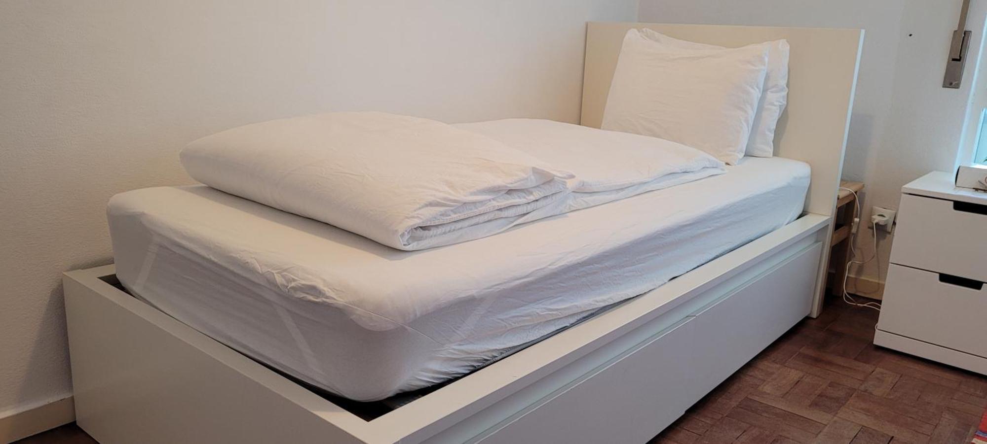 Quarto em Acomodações Particulares Cozy Near Airport , Metro And Train Station Lisboa