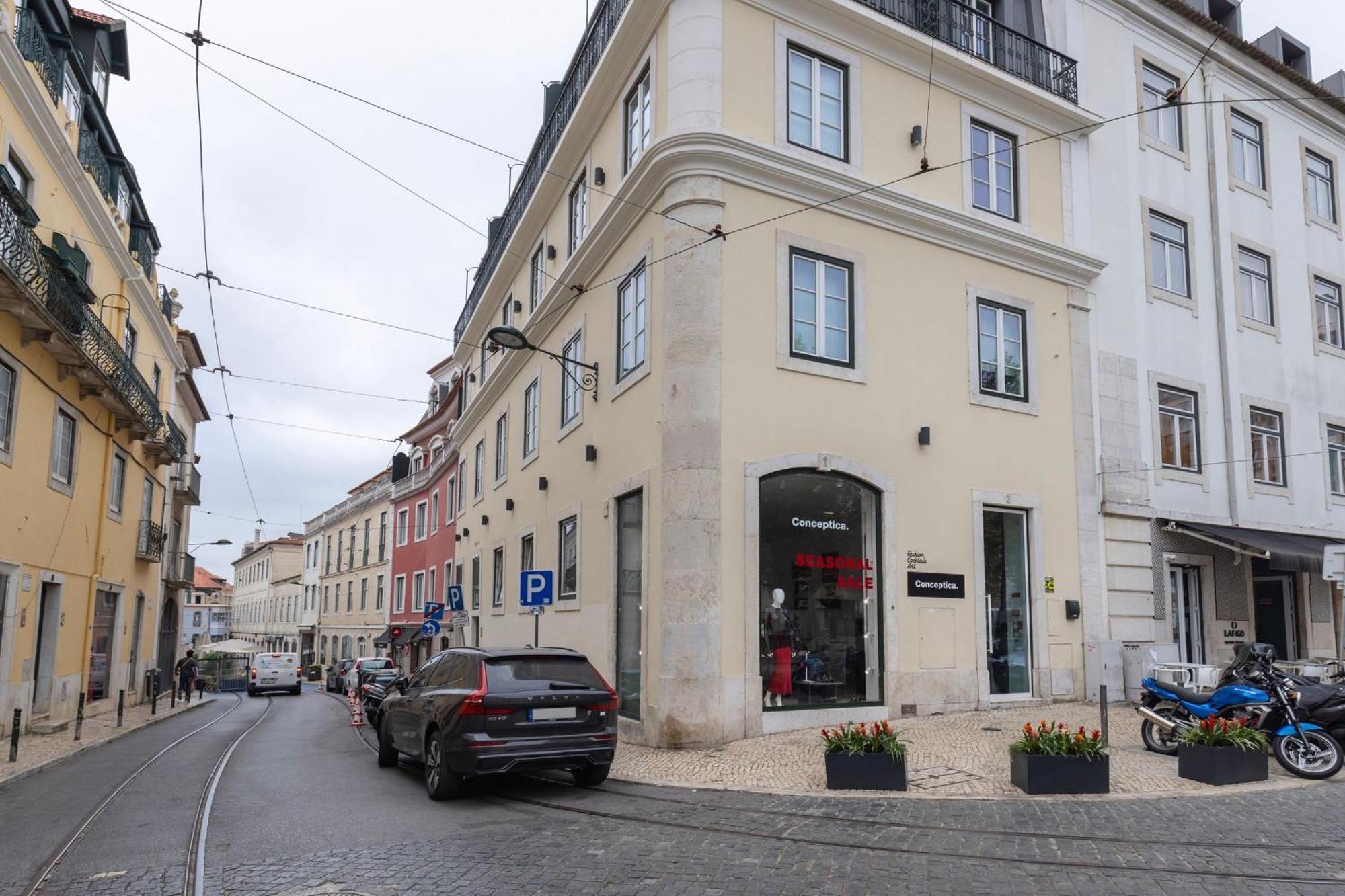 Chiado Center 1bdr Flat By Lovelystay Apartamento *