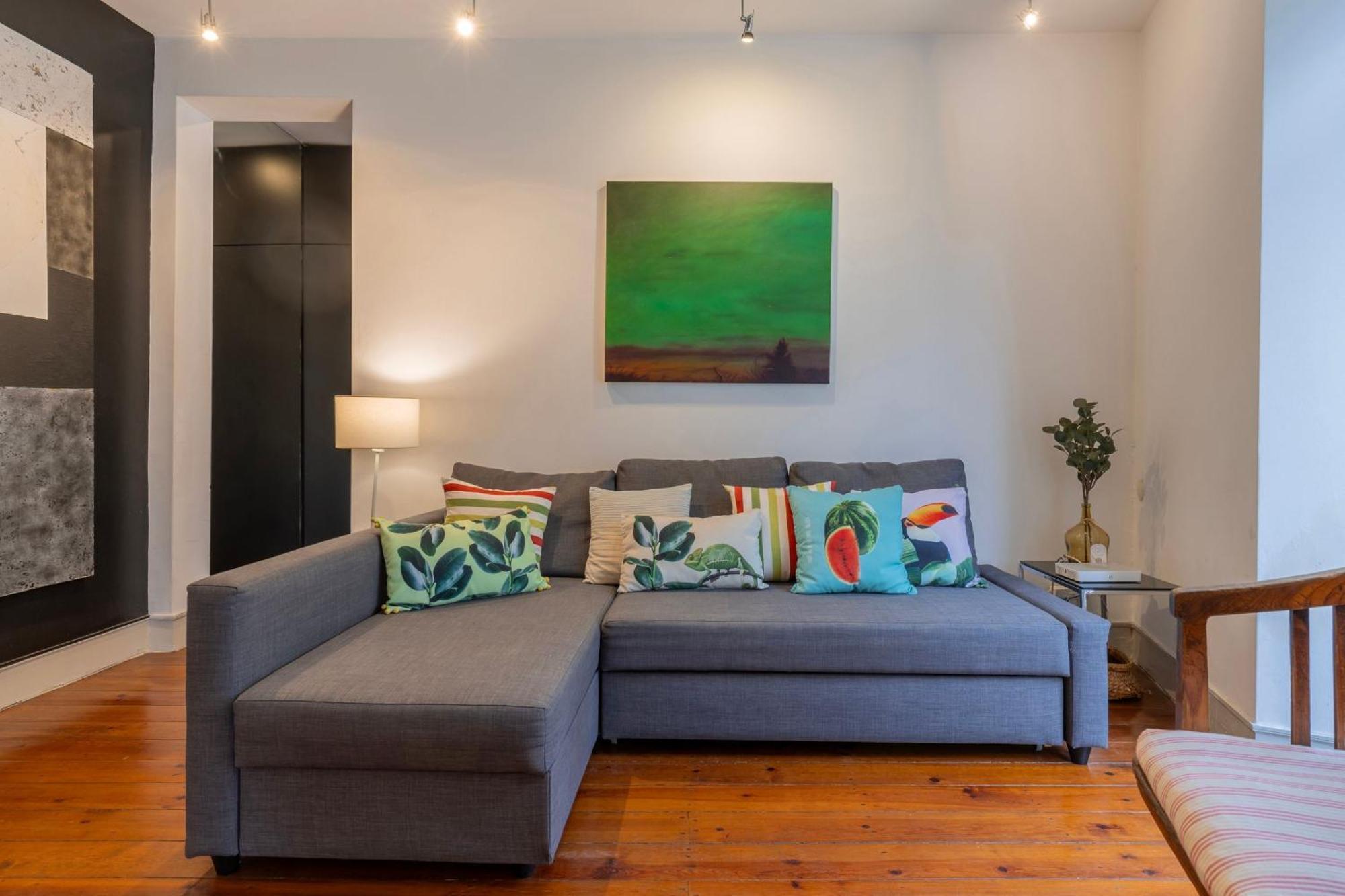 Chiado Center 1bdr Flat By Lovelystay * Lisboa
