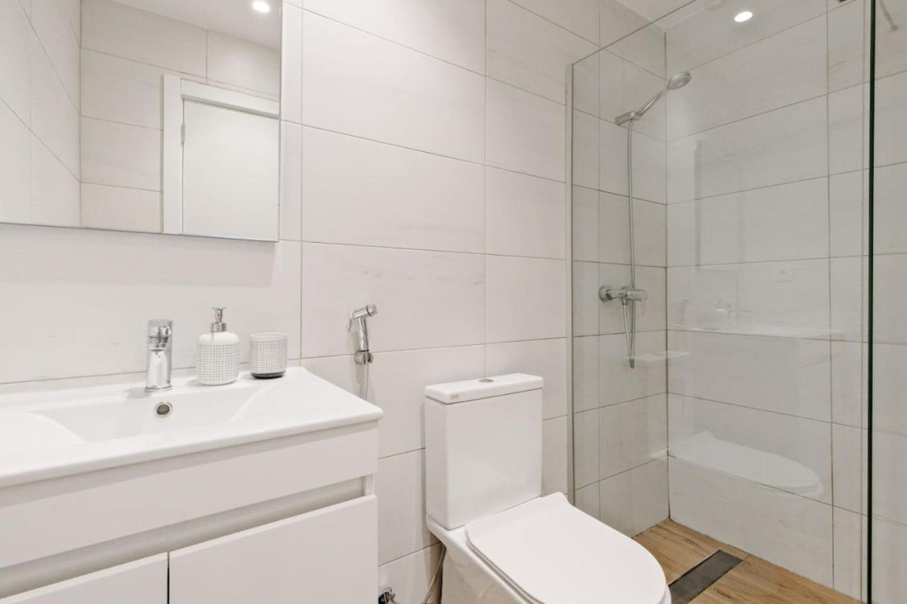 Lovely Fully Equipped Near Subway N1