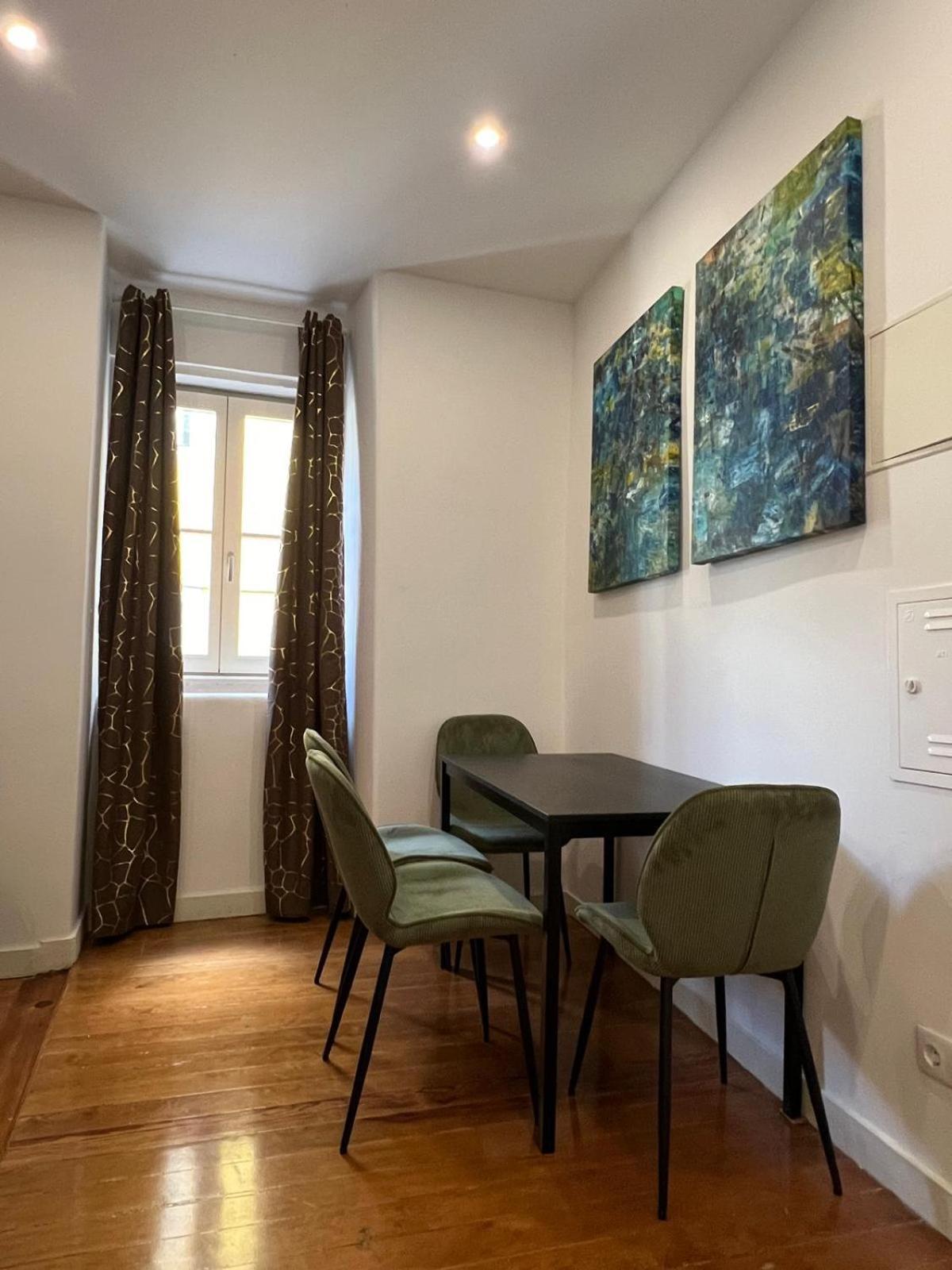 32 2 - Heart Of Private Apartment, Bairro Alto Apartment *