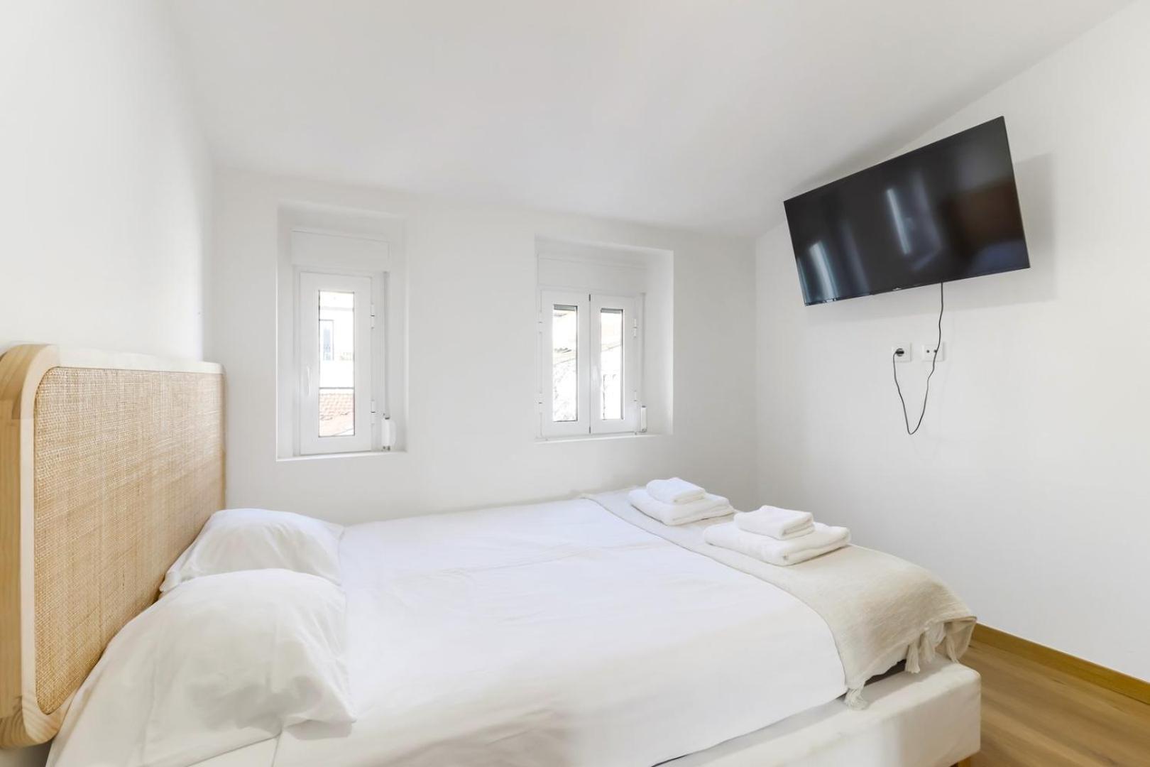 2br Terrace With Tagus View - Air-conditioned | By Airnest Lisboa