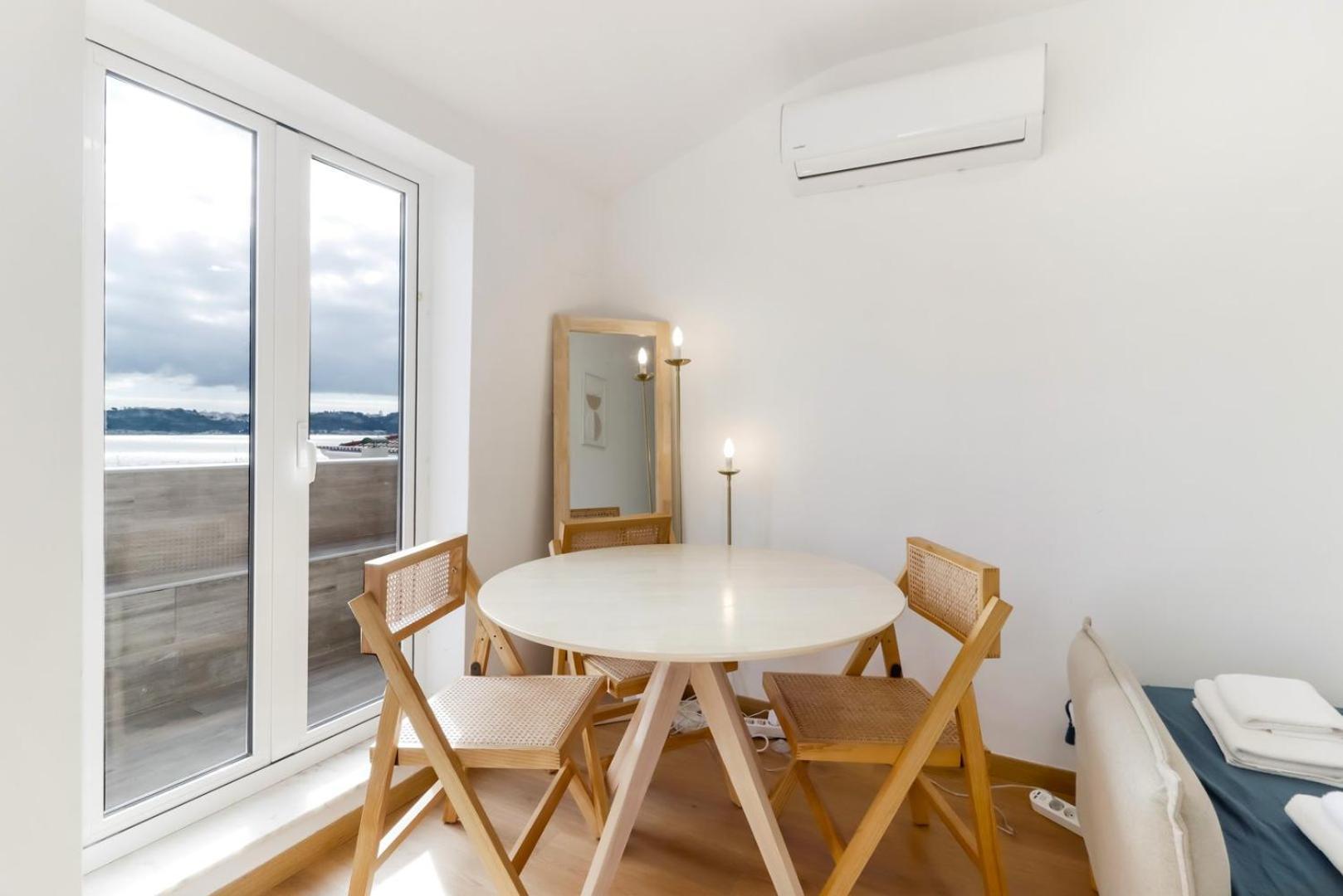 2br Terrace With Tagus View - Air-conditioned | By Airnest Apartamento *