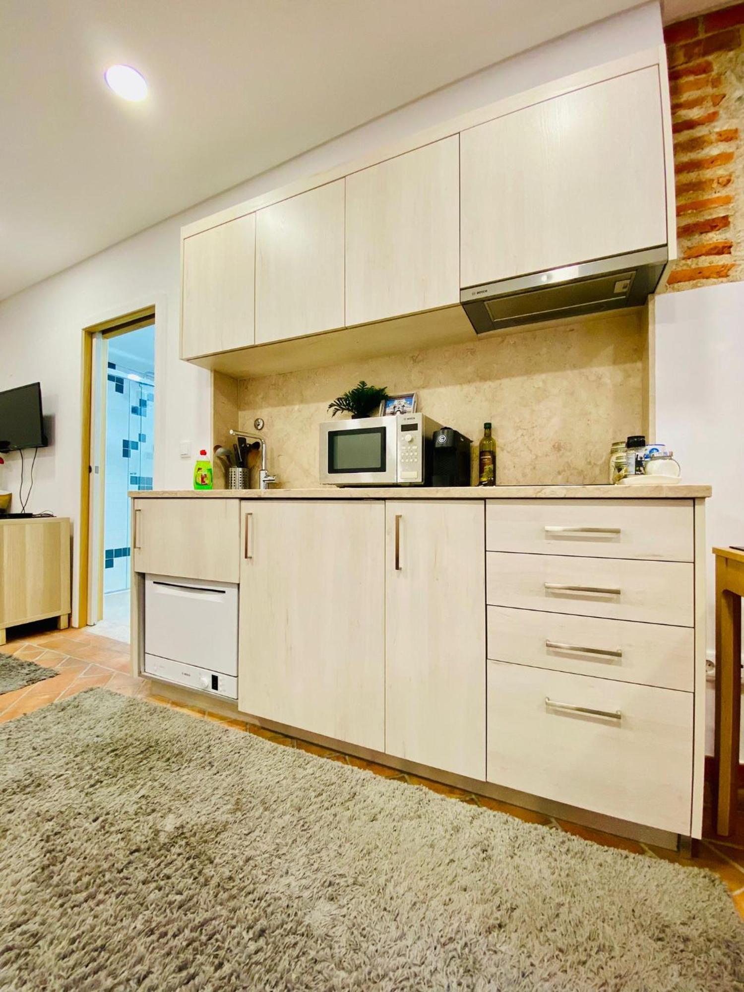 Apartment Downtown Retreat Lisbon