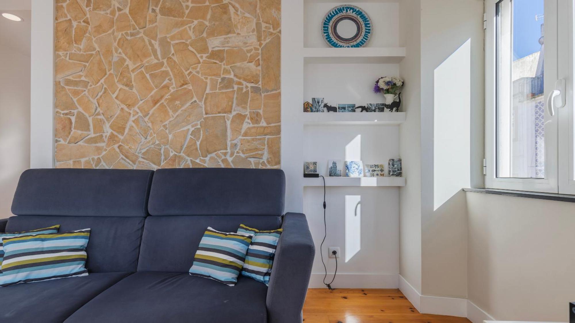 Apartment Comfort & Bright By Lovelystay