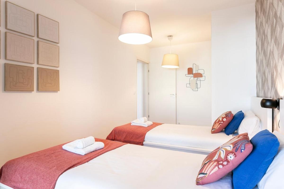 Modern 2bdr Flat In The City's Heart! *