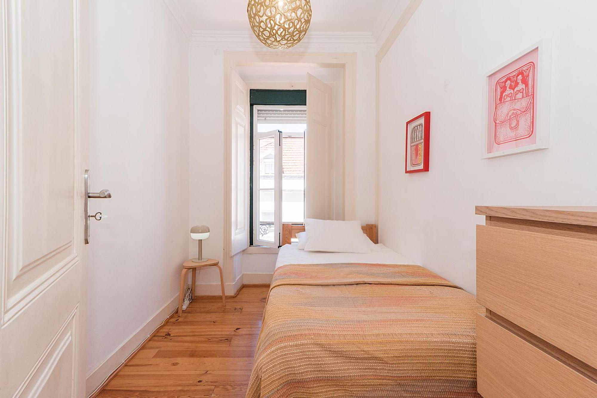 Apartamento Com 3 Quartos Muito Acolhedores Nos Anjos Lisboa