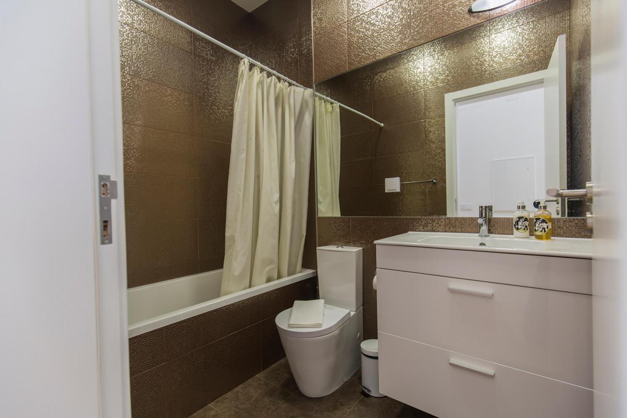 100 A - Casa Chiado-charming Apartamento