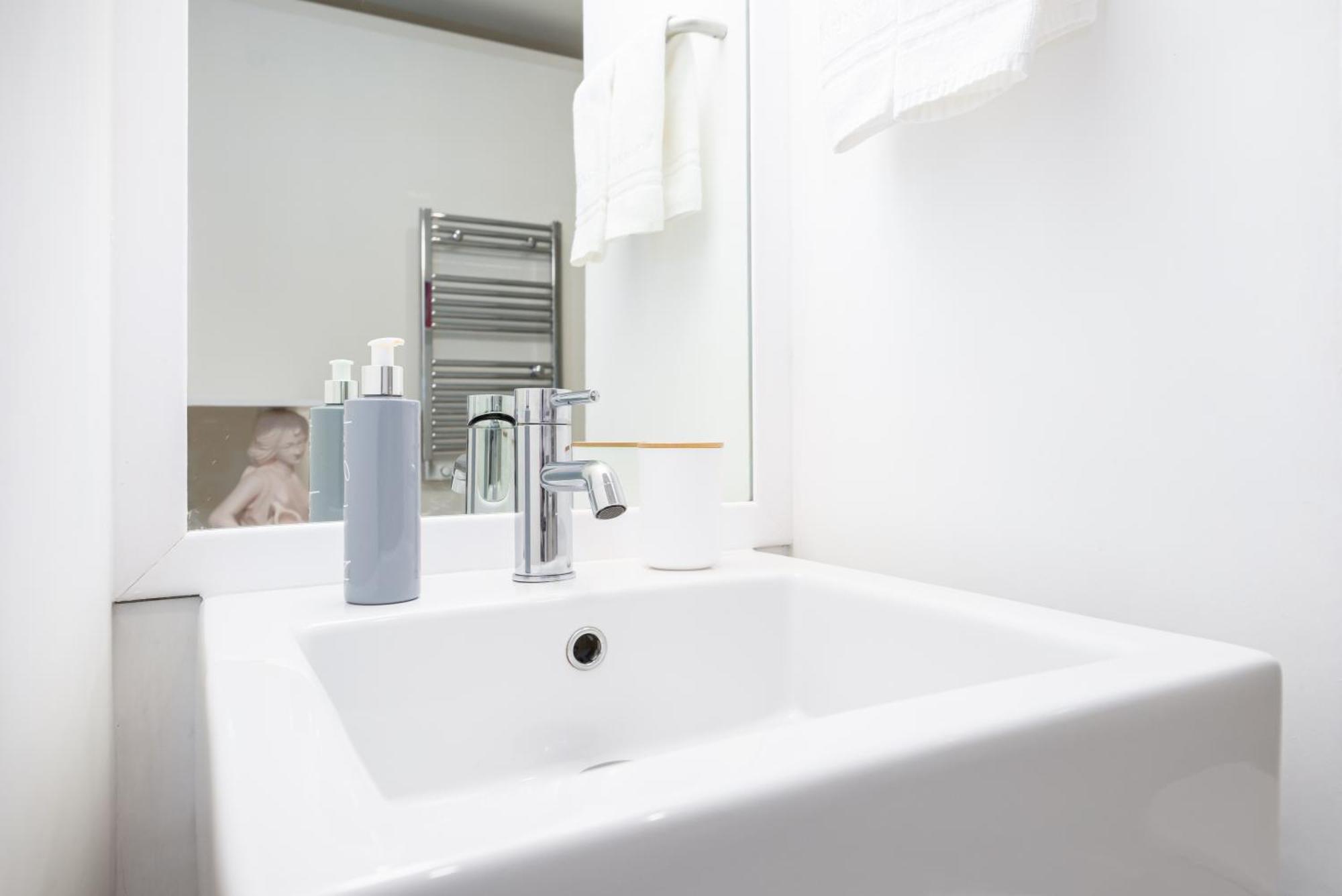 Boutique In The Heart Of ! Lemonn C Apartment Lisbon