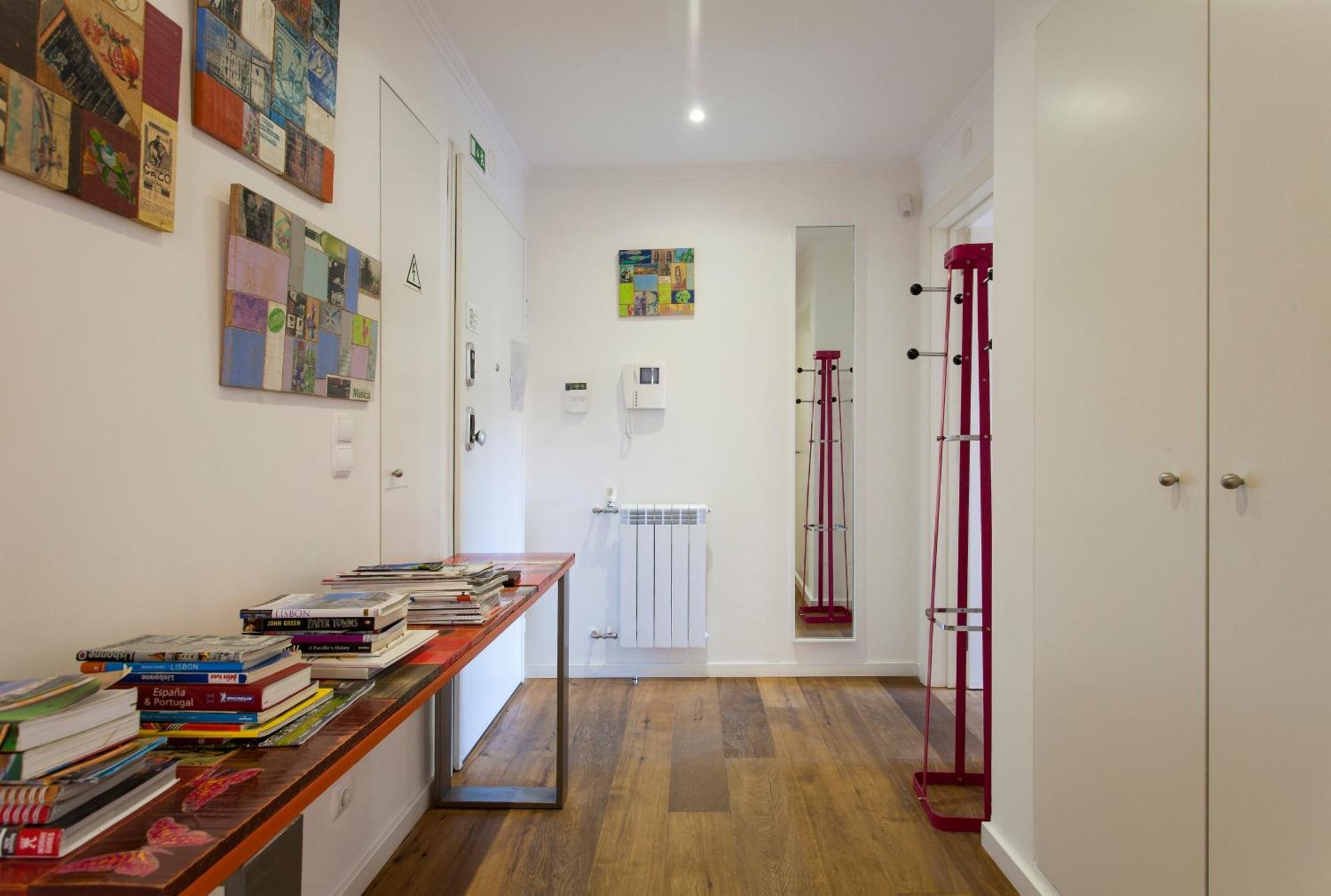 Joivy Stunning Design In Chiado