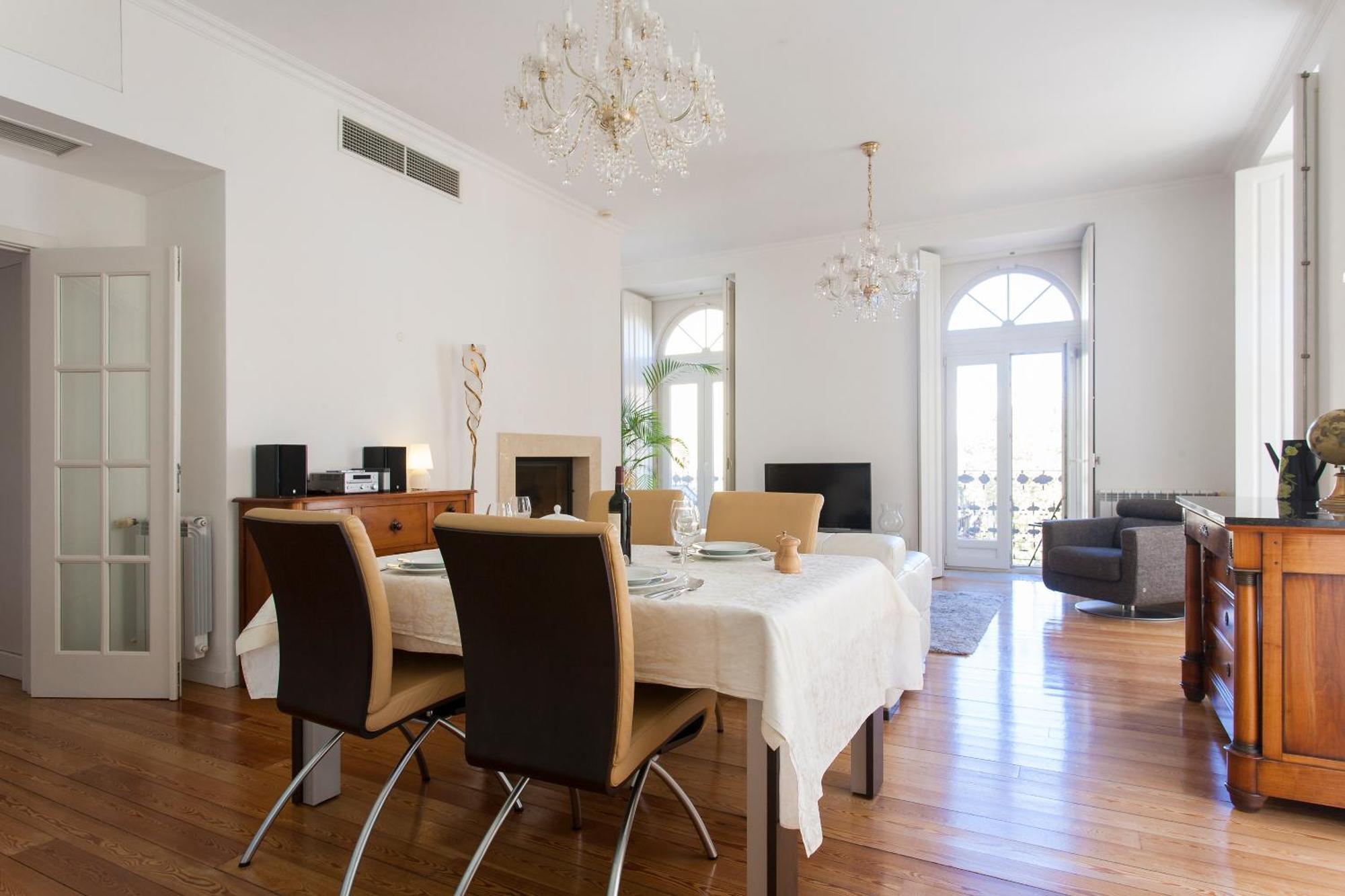 Joivy Stunning Design In Chiado Apartamento