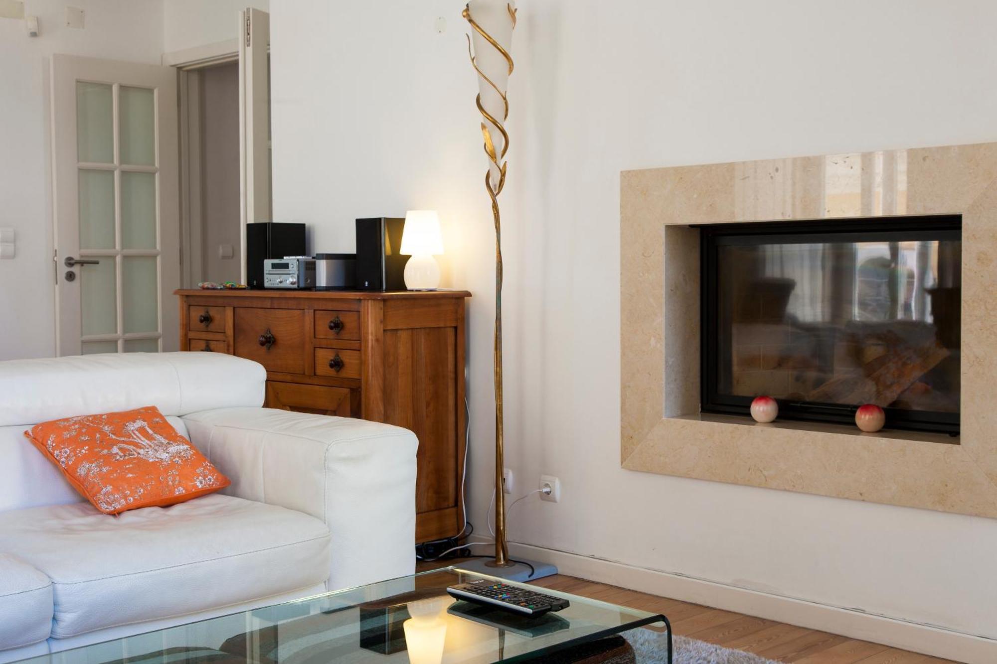 Joivy Stunning Design In Chiado *
