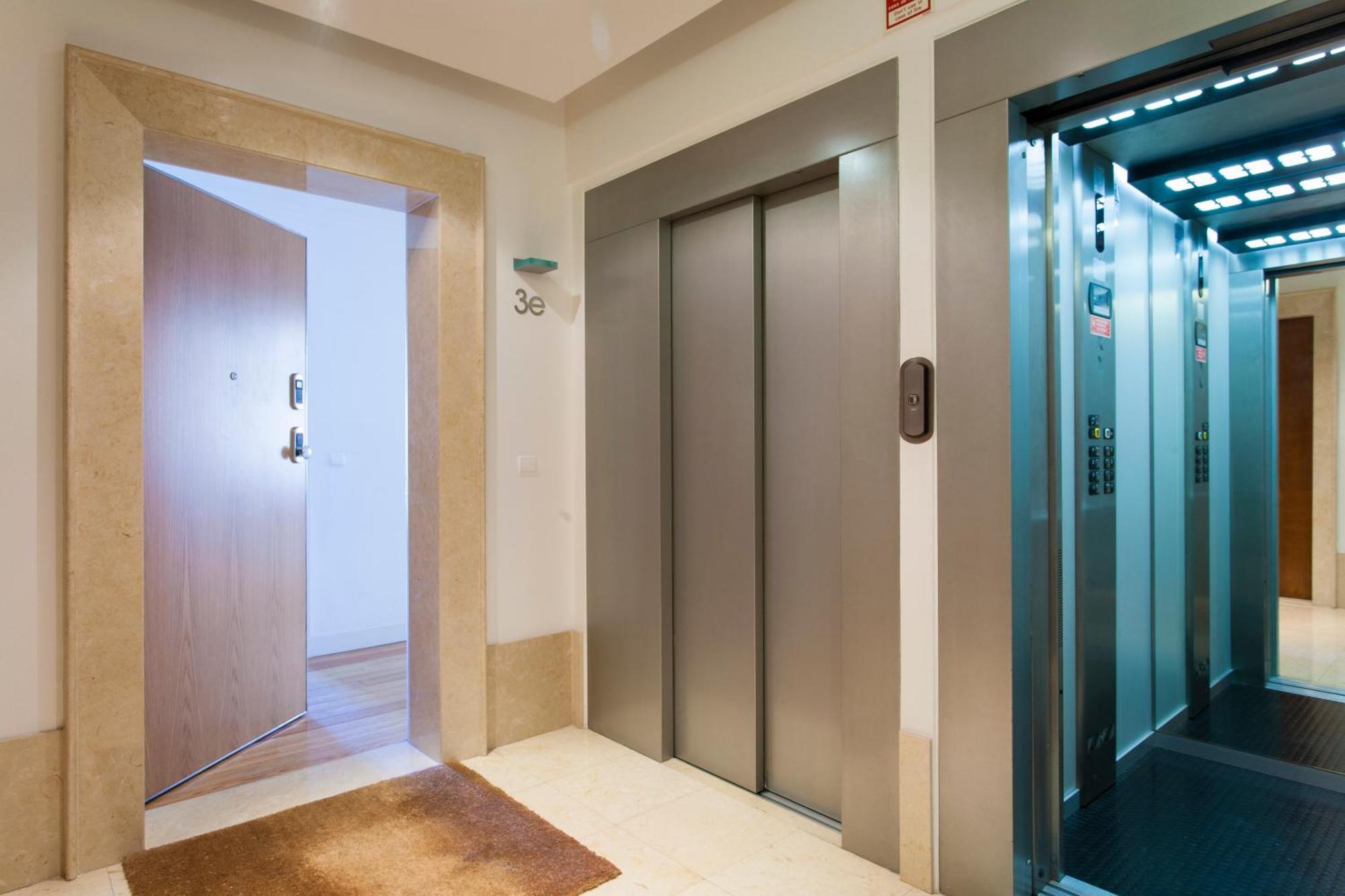 Joivy Stunning Design In Chiado Apartamento