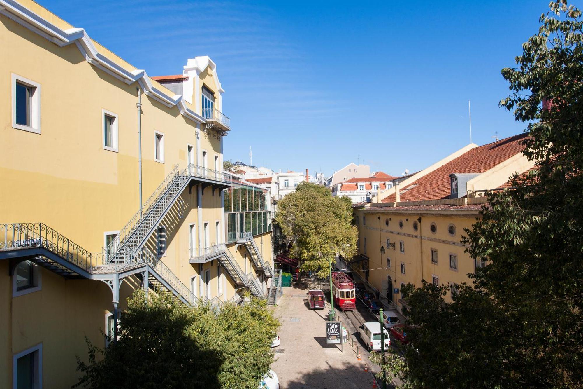 Joivy Stunning Design In Chiado Apartamento Lisboa