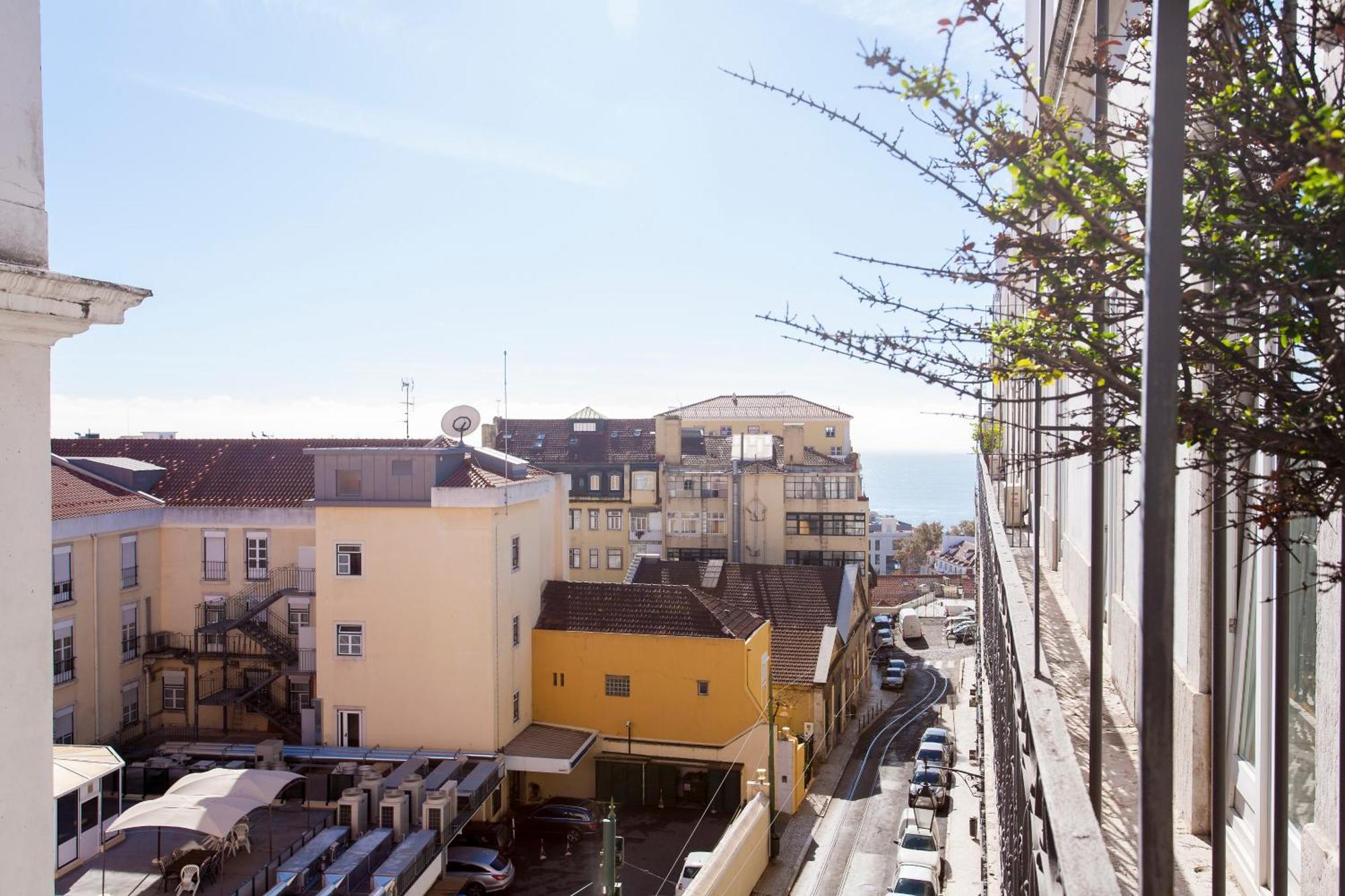 Joivy Stunning Design In Chiado * Lisboa