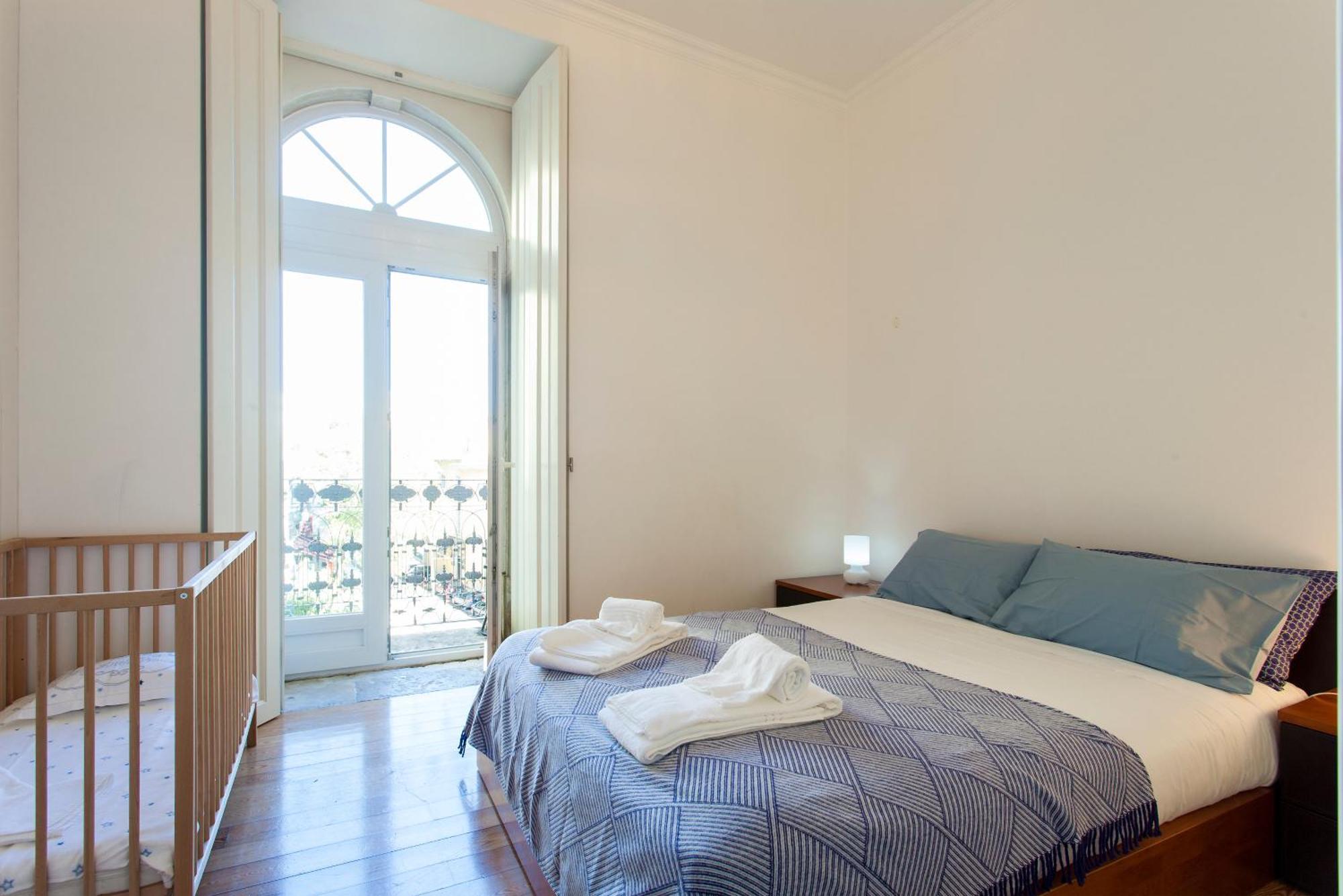 Joivy Stunning Design In Chiado Lisboa