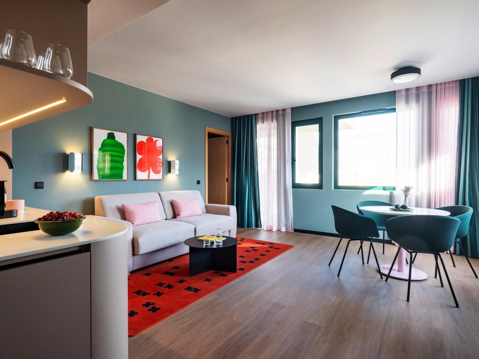 Numa Anjos Apartahotel
