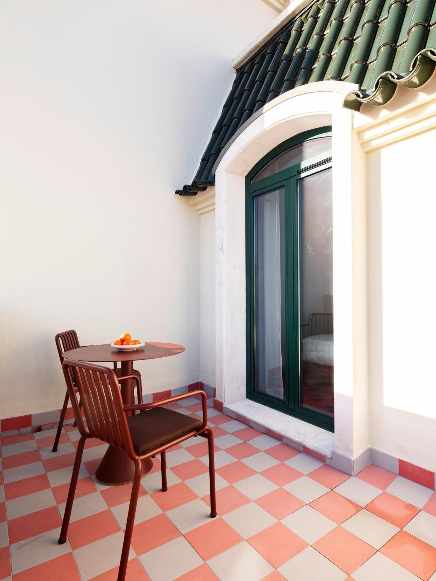 Numa Anjos Apartahotel 4*