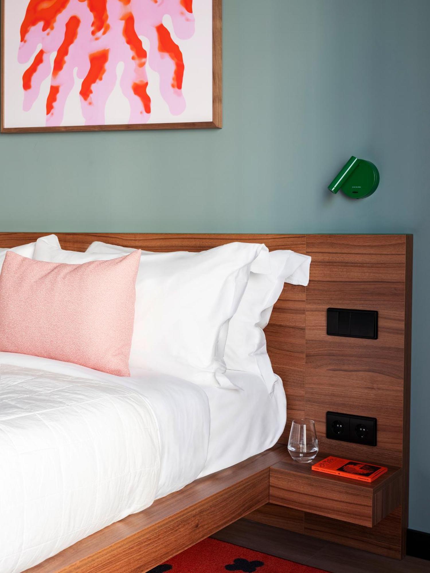 Apartahotel Numa Anjos 4*