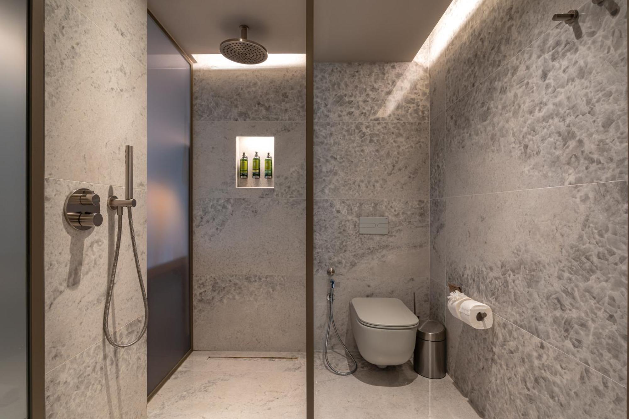 Dos Reis By The Beautique Lisbon
