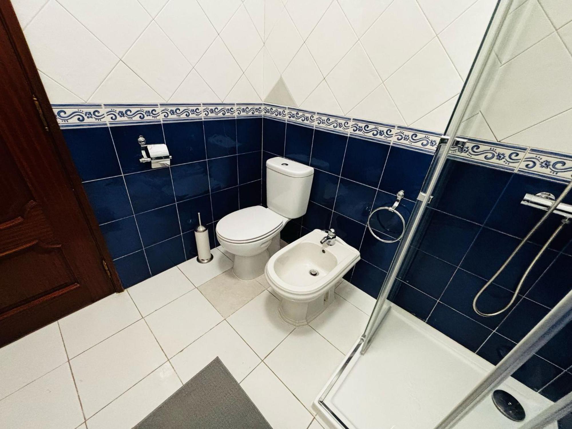 Location For Tourists, Centre Hostal