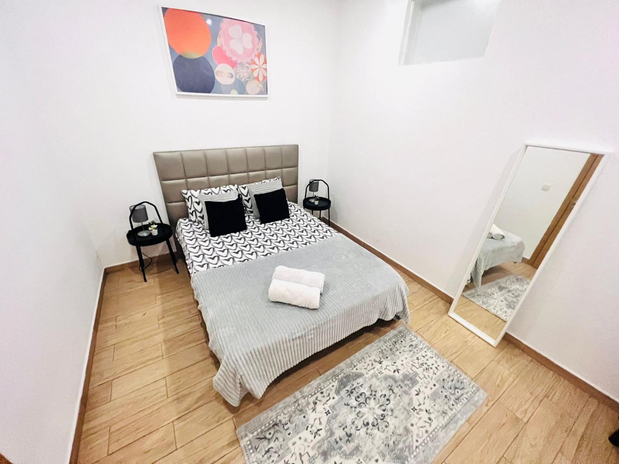 Rooms, Ideal Location For Tourists Hostal Lisboa