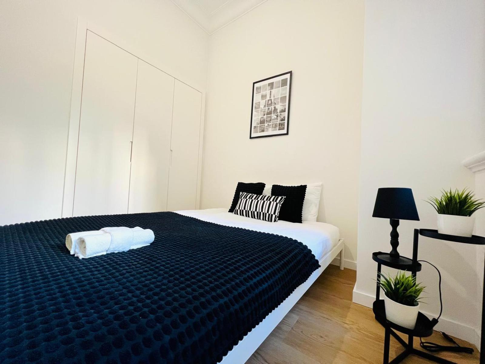 Hostal Luxury Rooms, Location For Tourists *