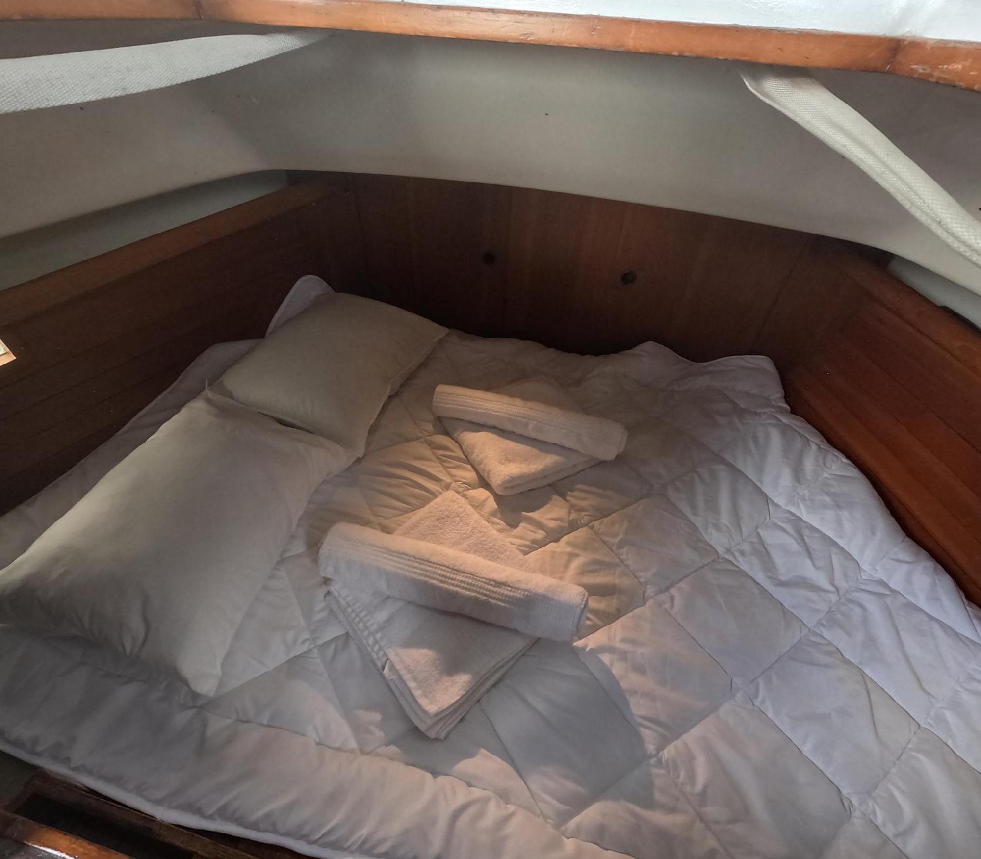 Joky - Floating Refuge Hotel en barco *