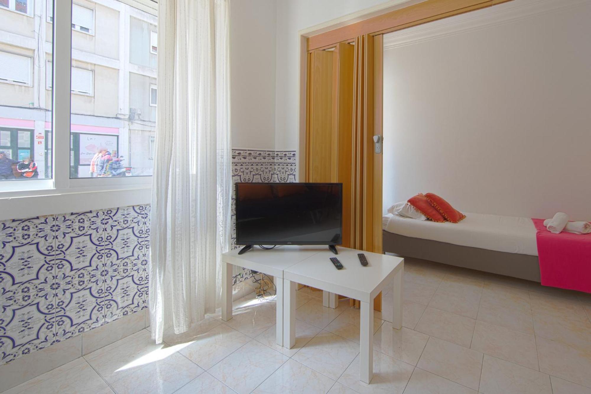 Alameda Typical By Homing Apartment Lisbon