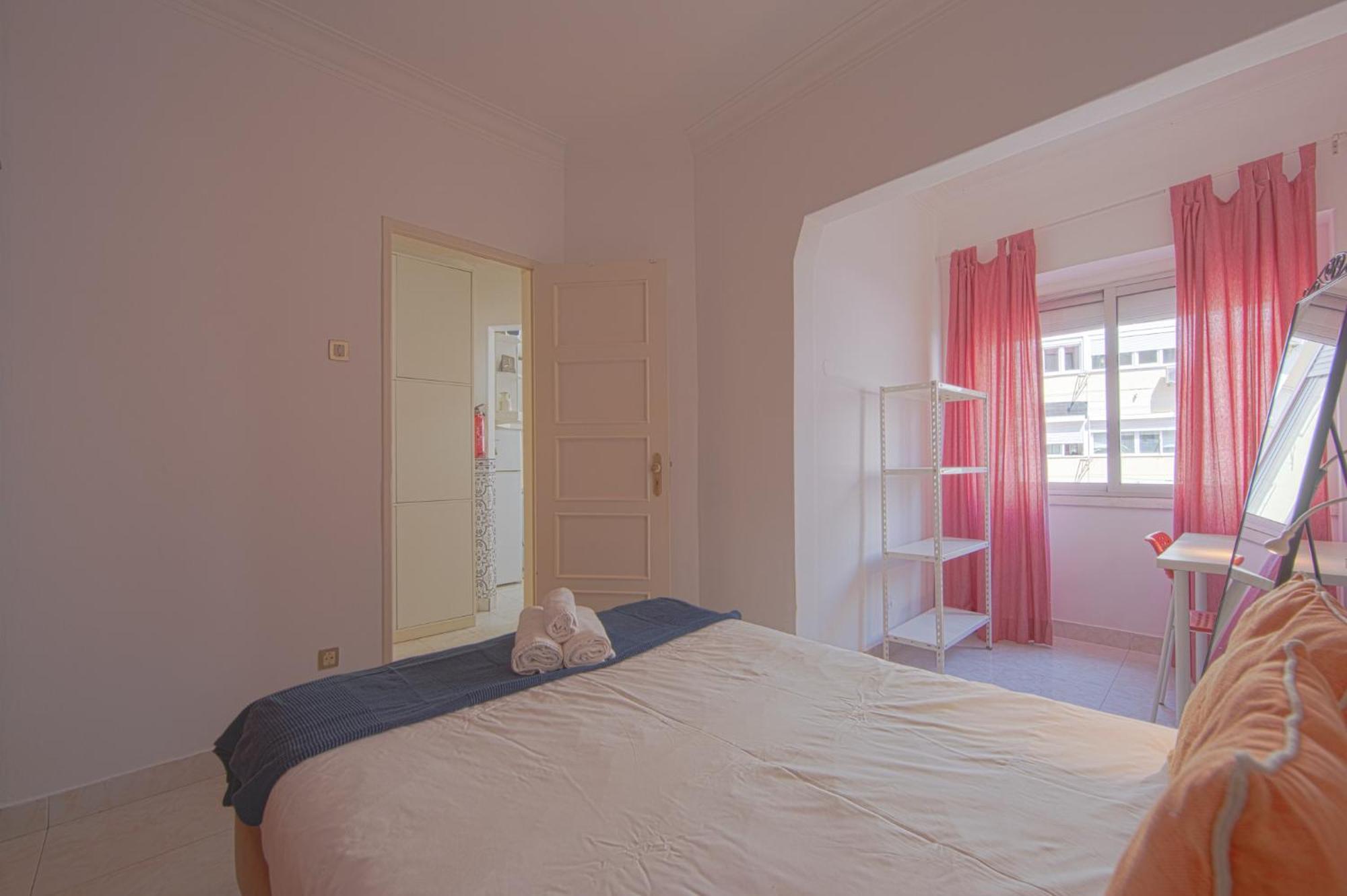 Alameda Typical By Homing Apartment Lisbon