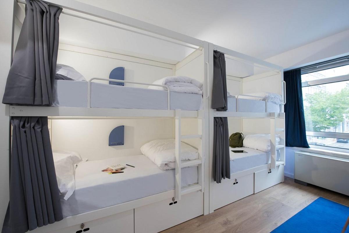 Room00 Hostal