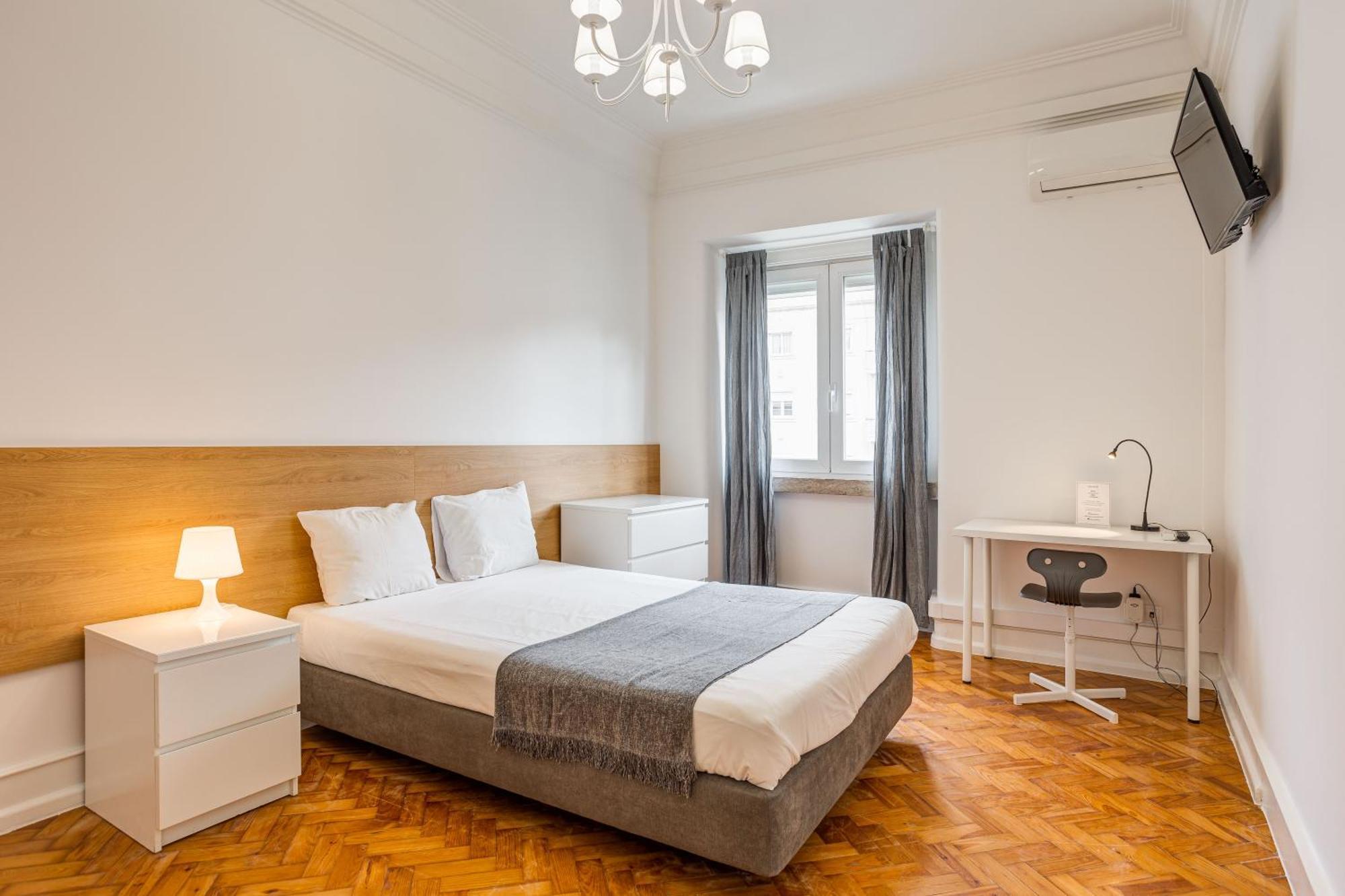 Home Out Rooms & Apartments Apartment