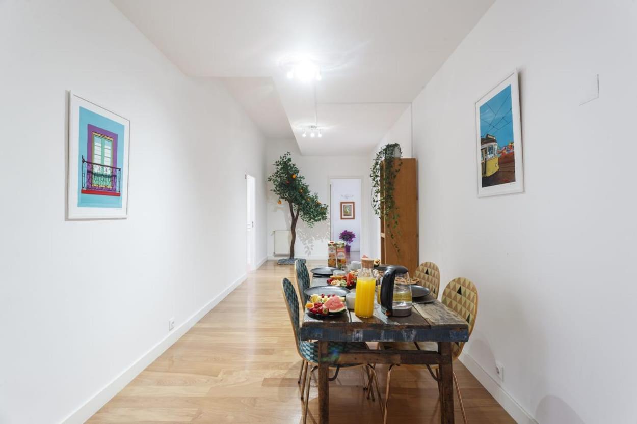 Habitación en casa particular Bedooms With Shared Bathroom In In Historic Largo Do Carmo Lisboa