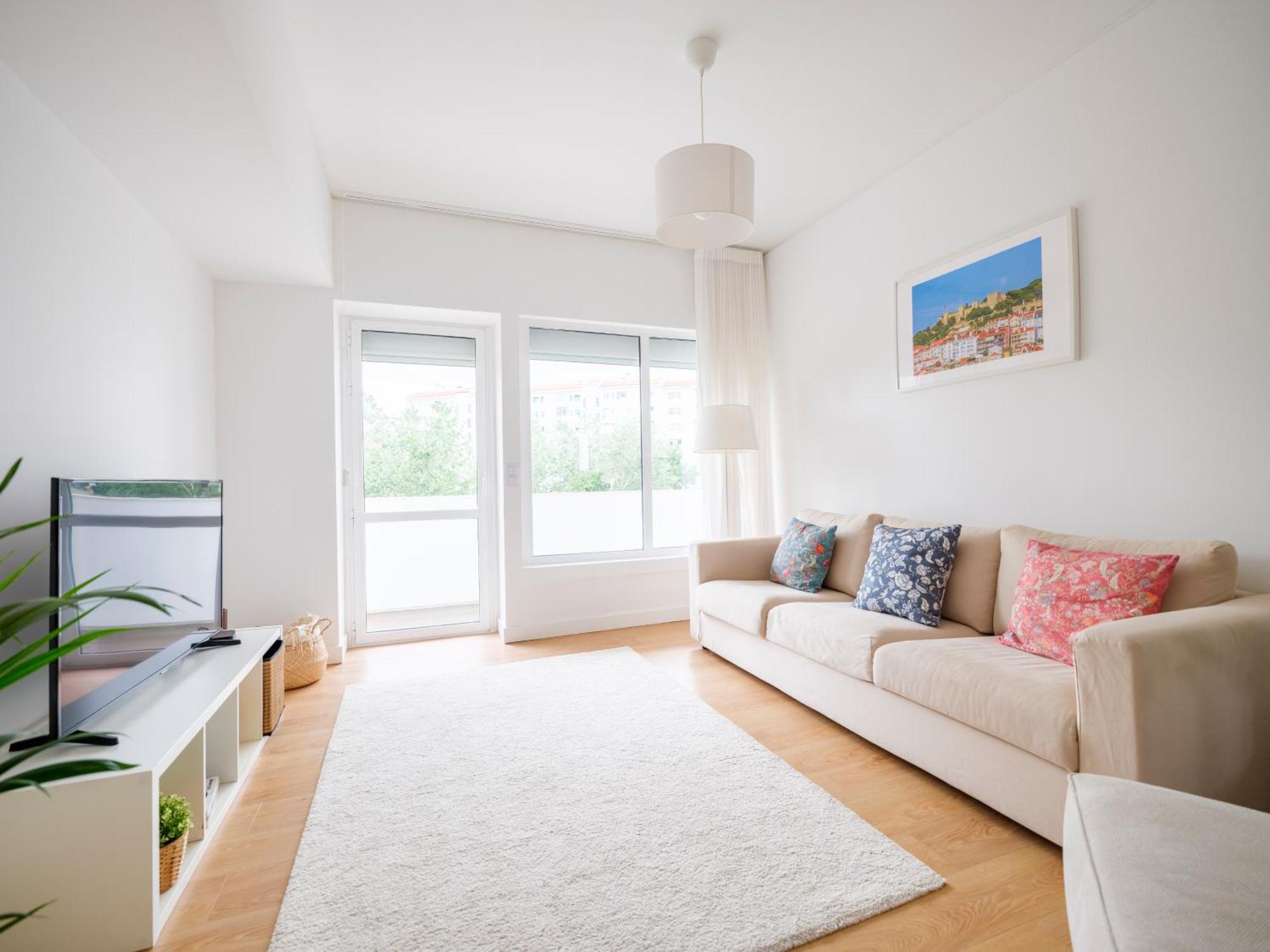 Olivais Spacious Near Airport * Lisboa