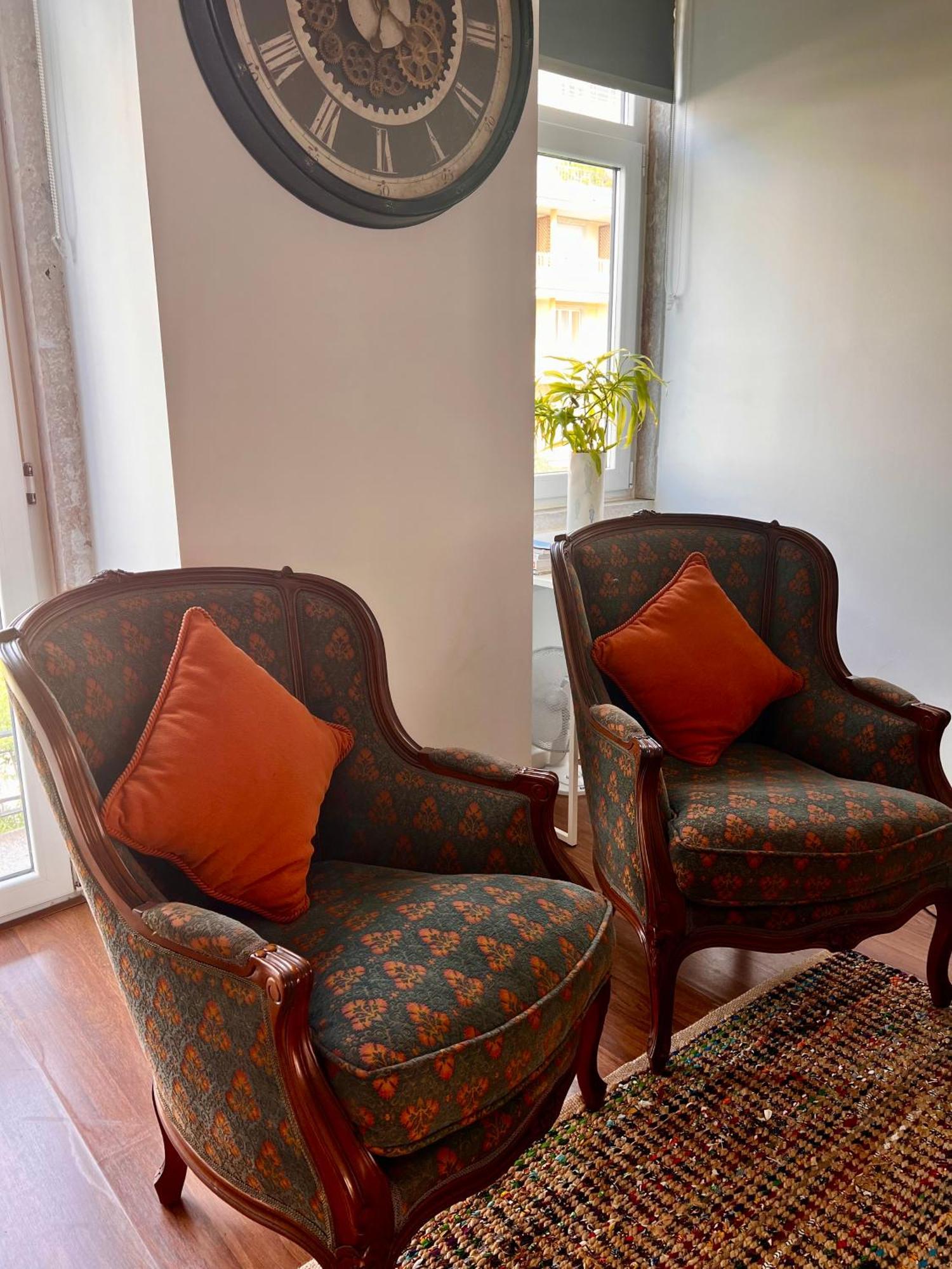 Luxury Part Of The - Modern With Airconditioning - Near Subway *