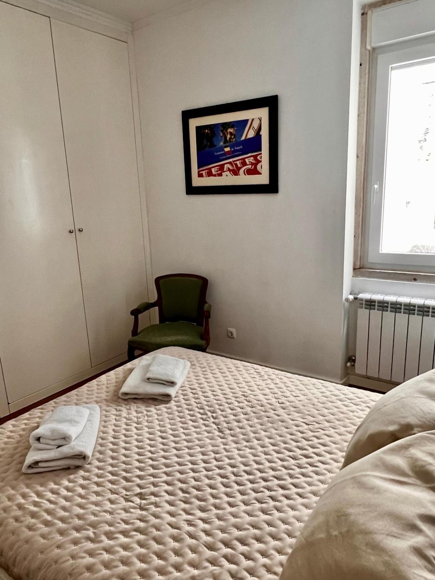 Apartment Luxury Part Of The - Modern With Airconditioning - Near Subway