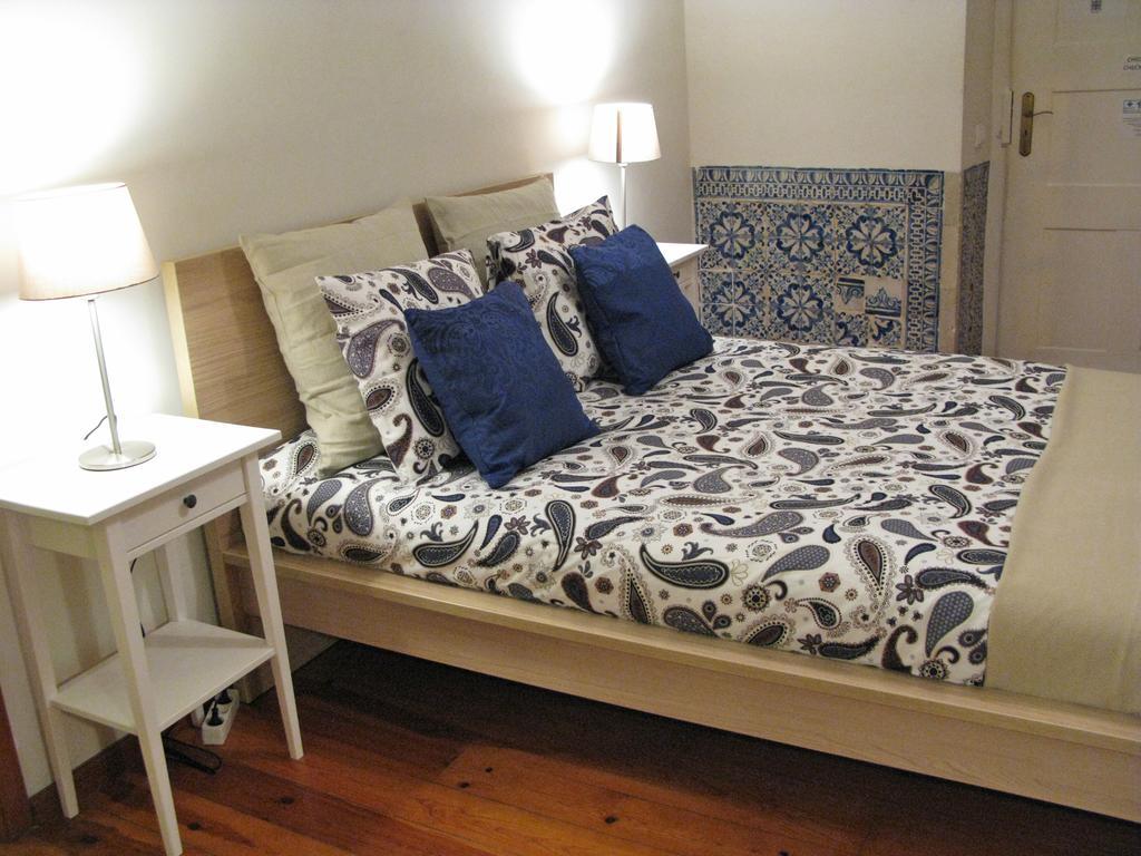 Hostal Johnie's Place & Suites *