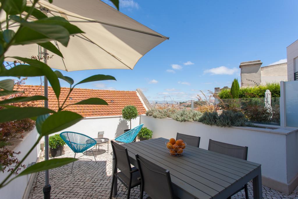 Living Graca Lisboa