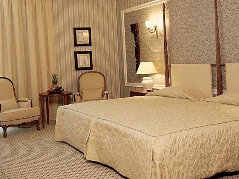 Olissippo Castelo 4*