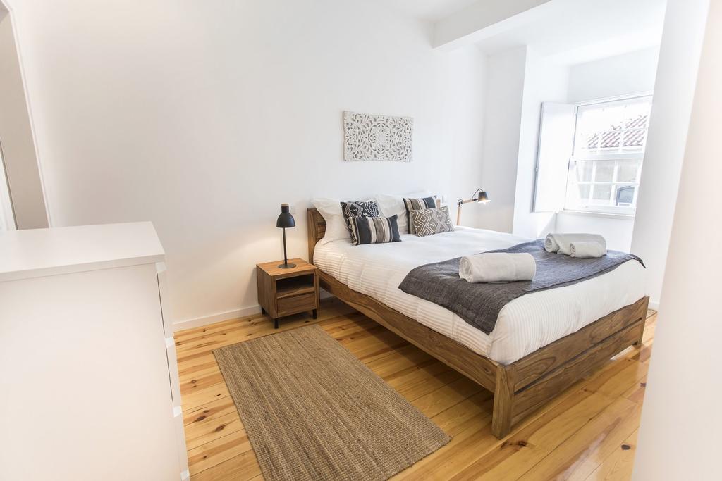 Lovelystay - Cais River View Apartamento